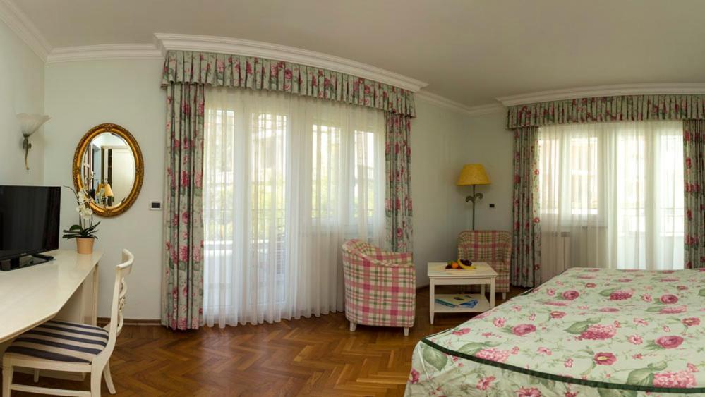 אופטיה Hotel Miramar מראה חיצוני תמונה