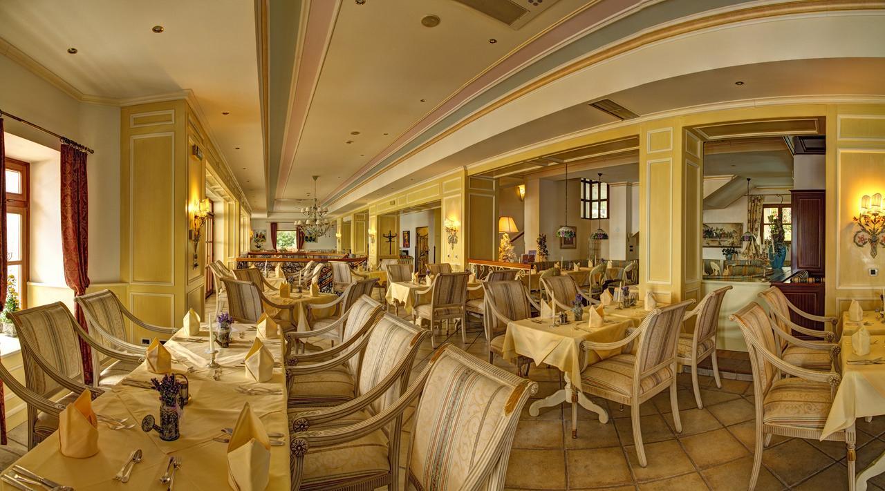 אופטיה Hotel Miramar מראה חיצוני תמונה